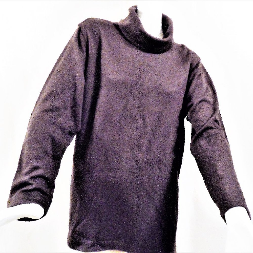 LISA CAMPIONE LONG SWEATER  NWOT